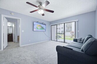 9244 W Atlantic Blvd in Coral Springs, FL - Building Photo - Building Photo