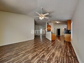 6701 Southern Oaks Dr in Jacksonville, FL - Foto de edificio - Building Photo