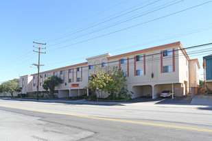 12450 Culver Blvd Apartments