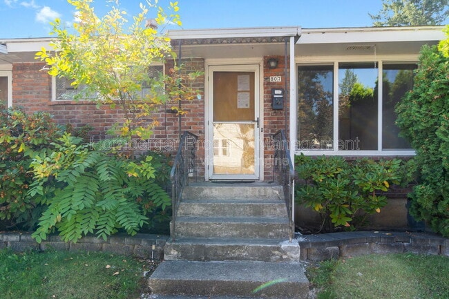 property at 807 W Alice Ave