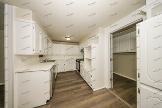 229 NW 87th St in Oklahoma City, OK - Building Photo - Building Photo