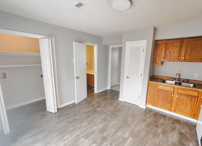 22 Fonda Dr in Lynchburg, VA - Foto de edificio - Building Photo