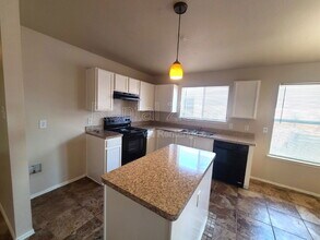 2736 Murphy Dr in Lancaster, TX - Building Photo - Building Photo