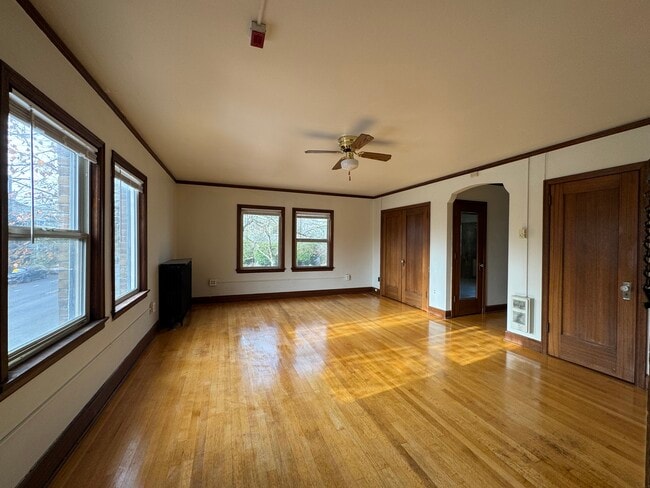 property at 1315-1325 6th Ave