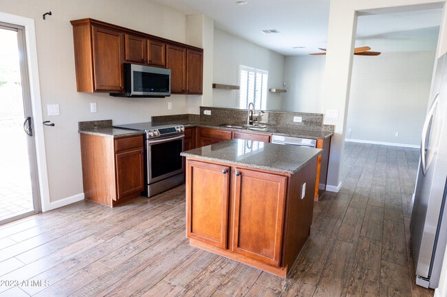 4255 E Park Ave in Gilbert, AZ - Building Photo - Building Photo