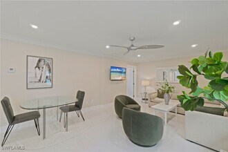 603 12th Ave S in Naples, FL - Building Photo - Building Photo