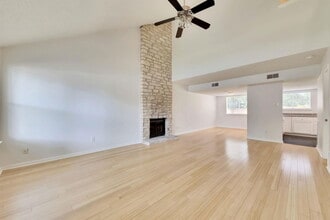 9731 Meadowheath Dr in Austin, TX - Building Photo - Building Photo