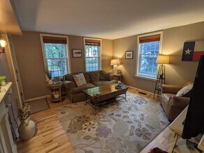 158 College St in Middletown, CT - Building Photo - Building Photo