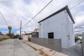 2049 1/2 Franklin Ave in San Diego, CA - Building Photo - Building Photo