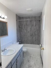 343 SE 81st Ave, Unit 343 in Portland, OR - Foto de edificio - Building Photo