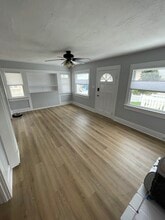 906 7th St in Hermosa Beach, CA - Building Photo - Building Photo