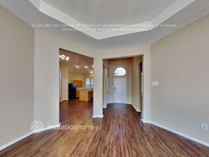2012 Creek Royal Dr in Mesquite, TX - Building Photo - Building Photo
