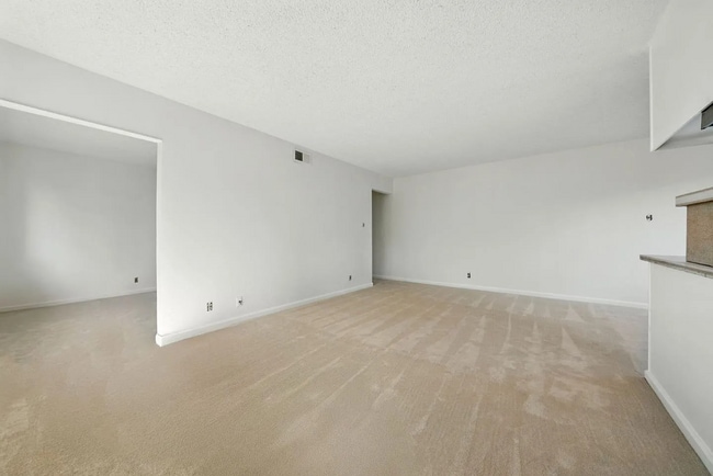 1264 Bouret Dr, Unit 4 in San Jose, CA - Foto de edificio - Building Photo