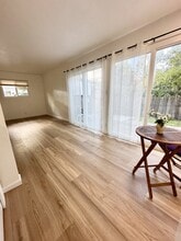 7337 Starward Dr in Dublin, CA - Building Photo - Building Photo