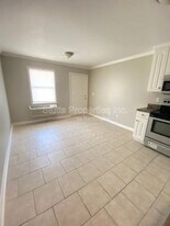 414 Hermitage Dr in Florence, AL - Building Photo