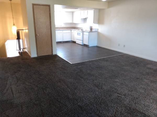 2112 Sun Ave