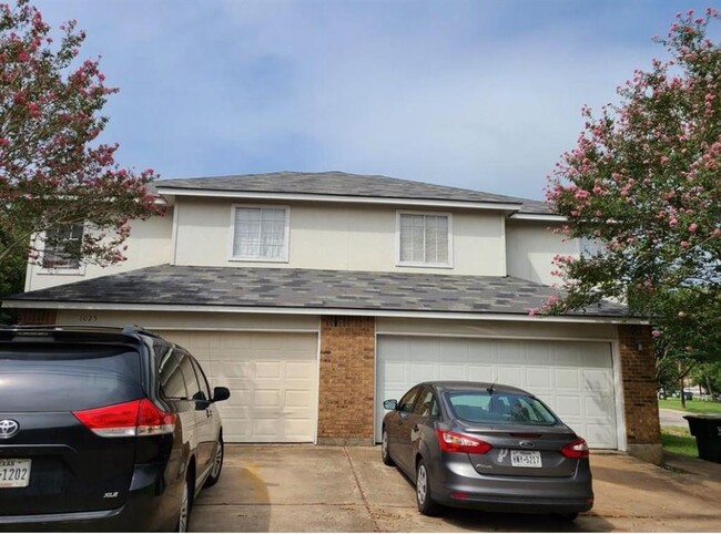 property at 1027 Sagewood Trail