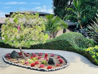 Villa Valencia Apartments in Arcadia, CA - Building Photo - Building Photo