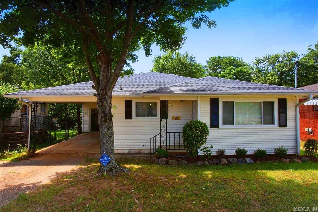 5113 Allen St in North Little Rock, AR - Building Photo