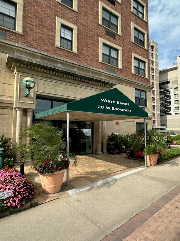 26 W Broadway in Long Beach, NY - Building Photo - Building Photo