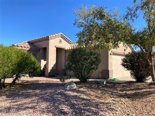 17538 W Hearn Rd in Surprise, AZ - Building Photo