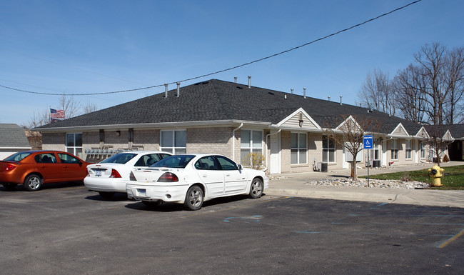 W Genesee Apartments in Lapeer, MI - Building Photo - Building Photo