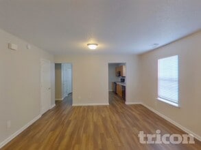 381 Valley Heights Ln in Columbia, SC - Building Photo - Building Photo