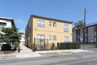 3561 San Marino in Los Angeles, CA - Building Photo - Building Photo