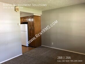 1908 SE Michigan Ave in Topeka, KS - Building Photo - Building Photo