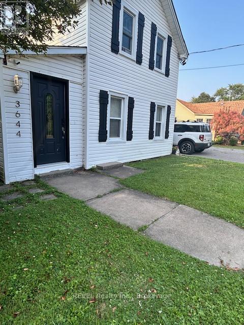 property at 3644 Elm St