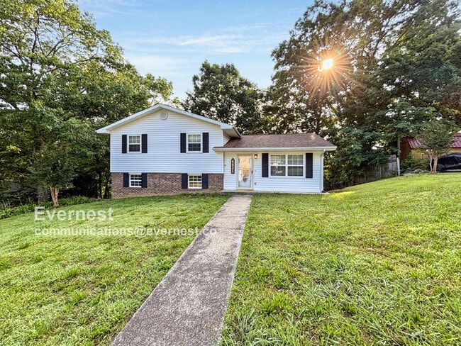 property at 6821 Knollcrest Dr