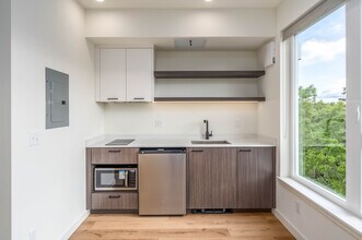 Graceland in Seattle, WA - Building Photo - Interior Photo