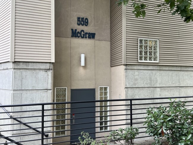 559 McGraw St in Seattle, WA - Building Photo - Building Photo