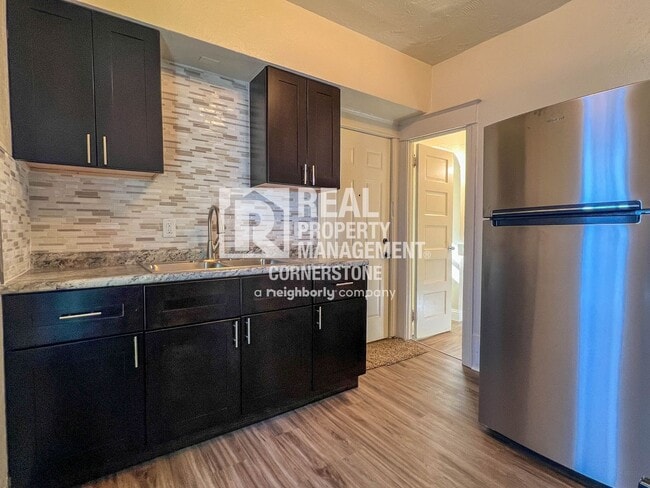 property at 1208-1210 E Main St