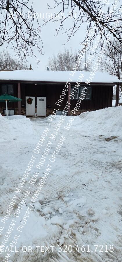 815 Douglas St in Alexandria, MN - Building Photo - Building Photo