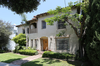 168 N Clark Dr in Beverly Hills, CA - Building Photo - Building Photo