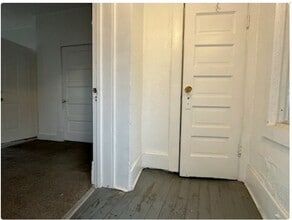 2237 Broadway St in Toledo, OH - Building Photo - Building Photo