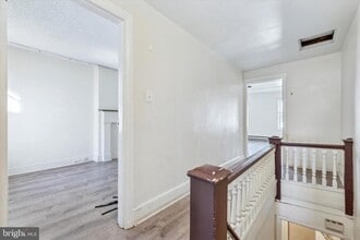 326 E Airy St in Norristown, PA - Foto de edificio - Building Photo