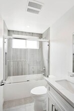 10926 Hesby St in Los Angeles, CA - Building Photo - Building Photo