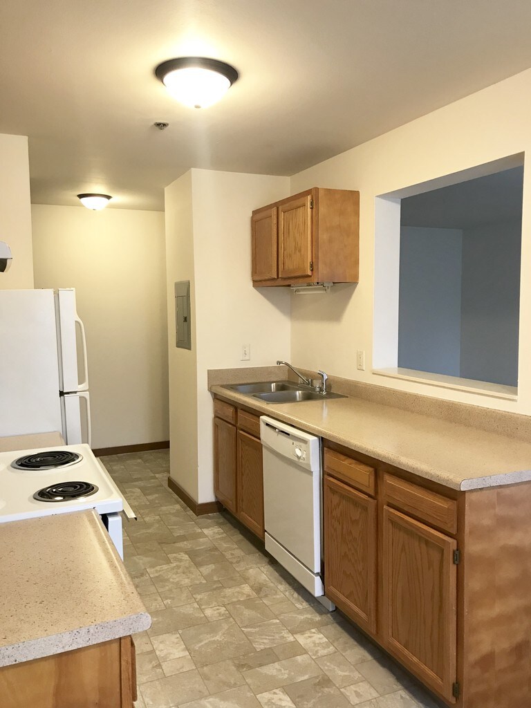 Highpointe Apartments in Allegan, MI