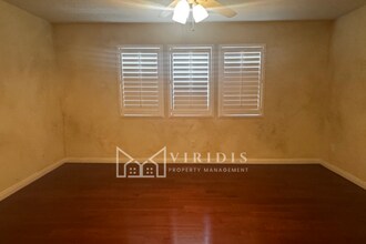 9800 Cabbage Rose Ave in Bakersfield, CA - Building Photo - Building Photo