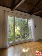 3116 Lake Hollywood Dr in Los Angeles, CA - Building Photo - Building Photo