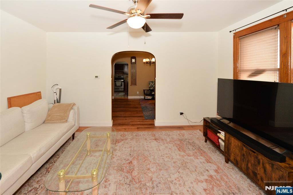 1611 82nd St in North Bergen, NJ - Building Photo