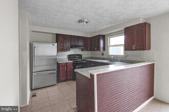 4327 Rockport Ln in Bowie, MD - Building Photo - Building Photo