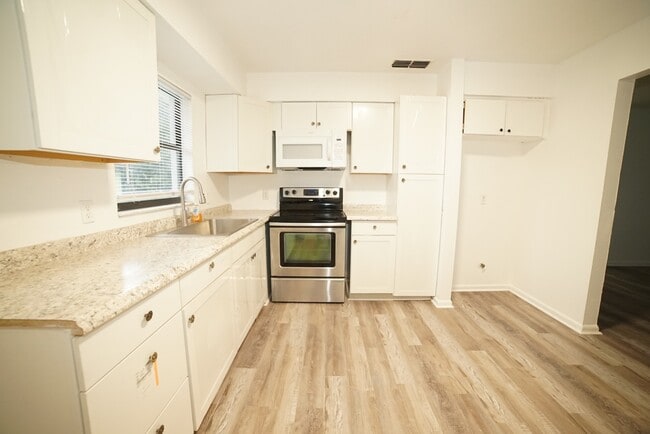 3307 Pershing St, Unit 2