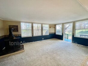 198 Horse Shoe Baptist Church Rd in Horse Shoe, NC - Building Photo - Building Photo