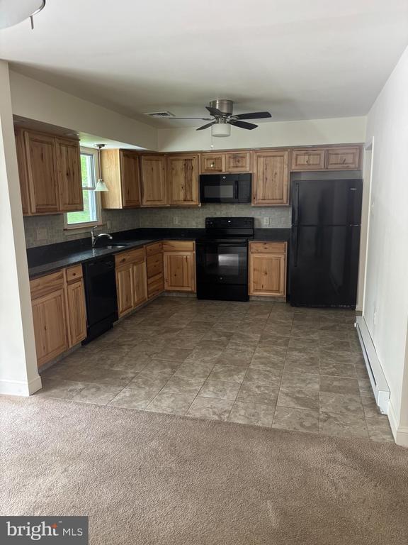 2435 Welsh Dr in Sanatoga, PA - Building Photo - Building Photo