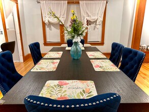 799 Pleasant St in Worcester, MA - Foto de edificio - Building Photo