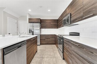 105 Kenny Blvd in Haines City, FL - Building Photo - Building Photo