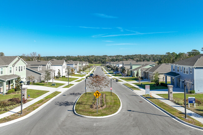 Windward Hills in Apopka, FL - Building Photo - Building Photo